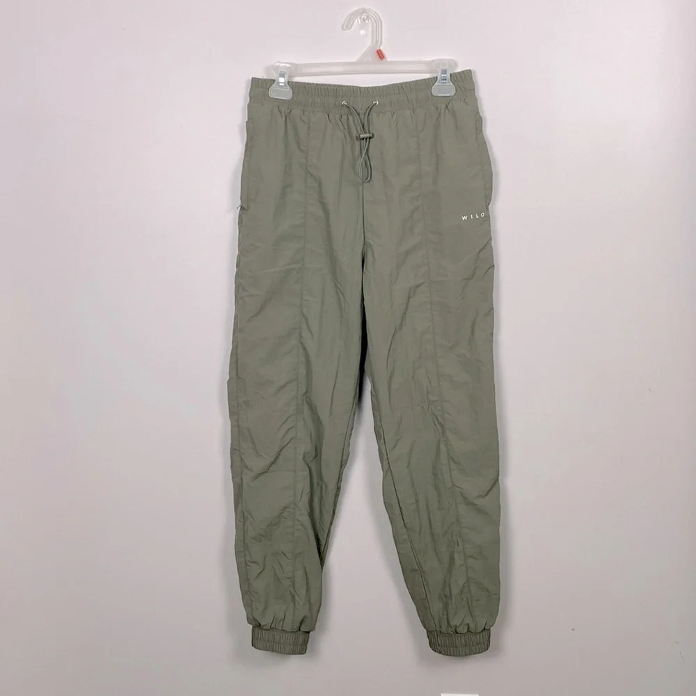 WILO the Label Jogger Track Pants in Sage green size small